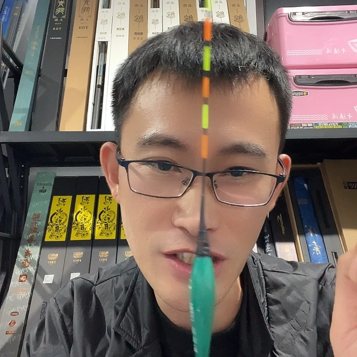 茅草闪电垂钓装备2克左右