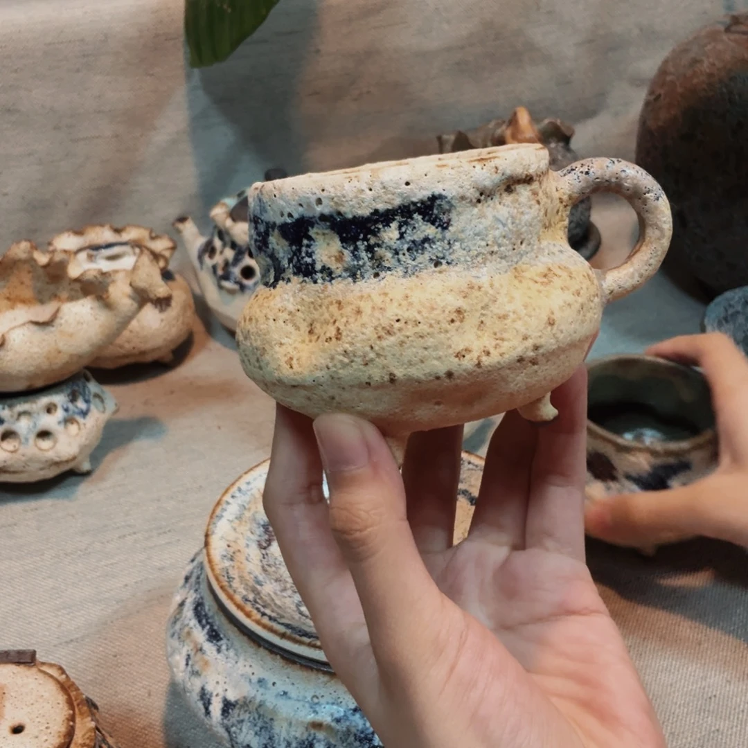 三足粉引咖啡杯一把