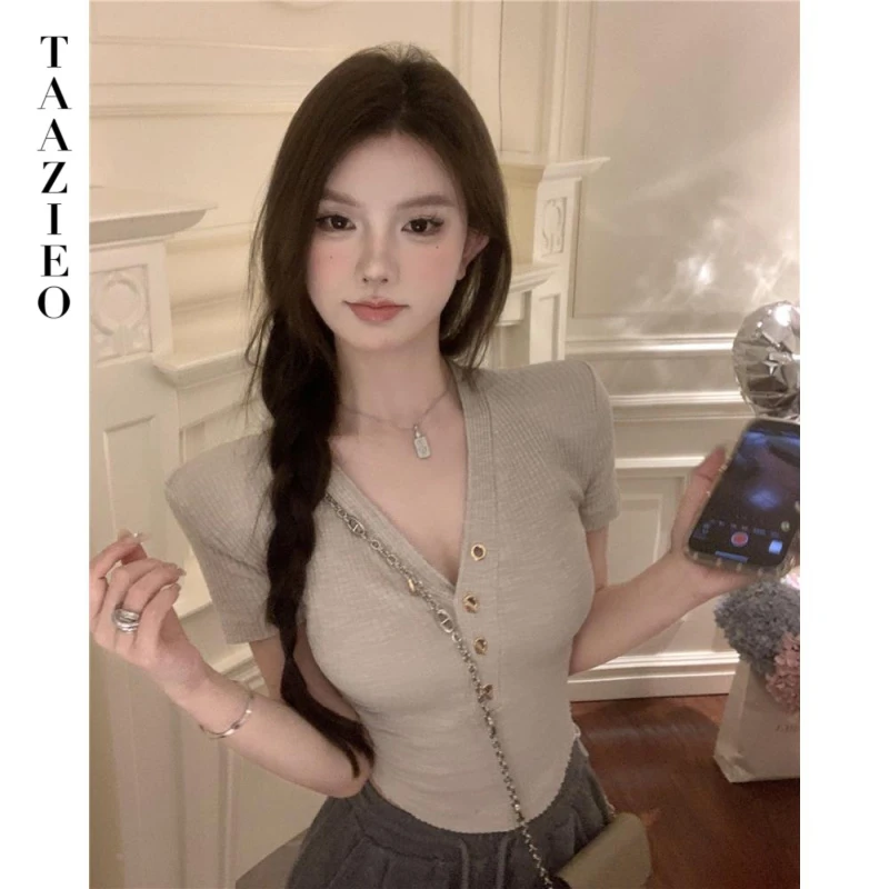 TAAZIEO短袖低胸卡其色v领t恤女设计感小众夏纯欲甜辣妹短款垫肩