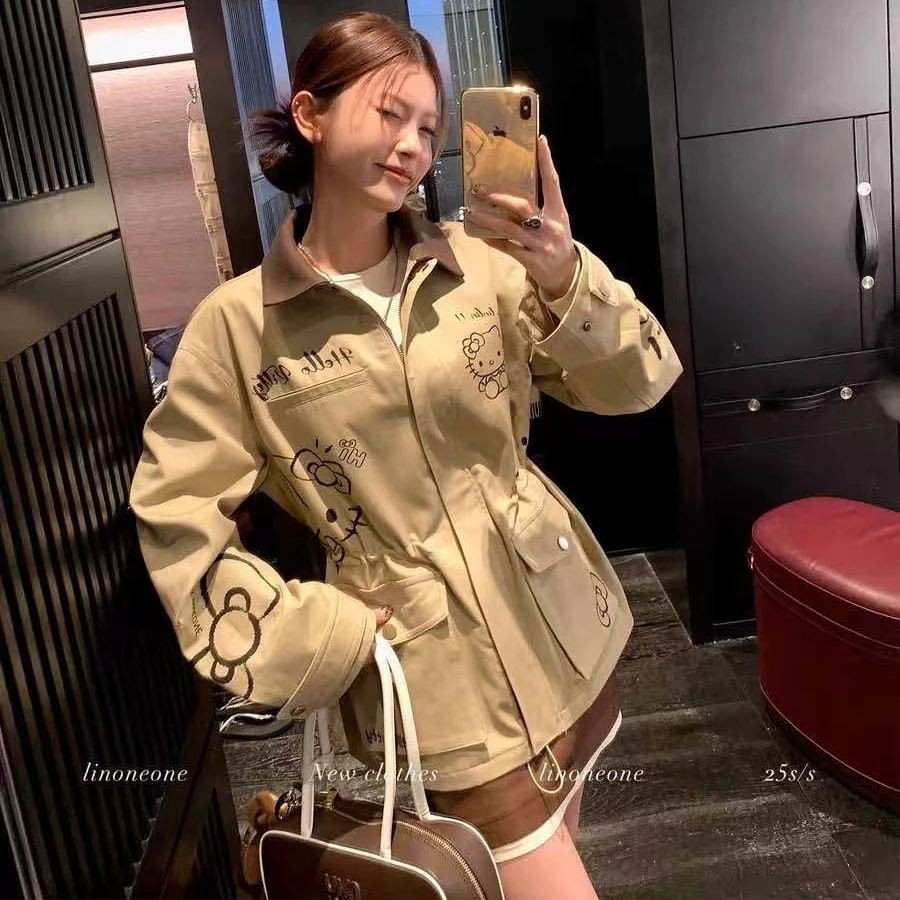 秋冬咖色凯蒂可爱女外套卡通印花ins少女风