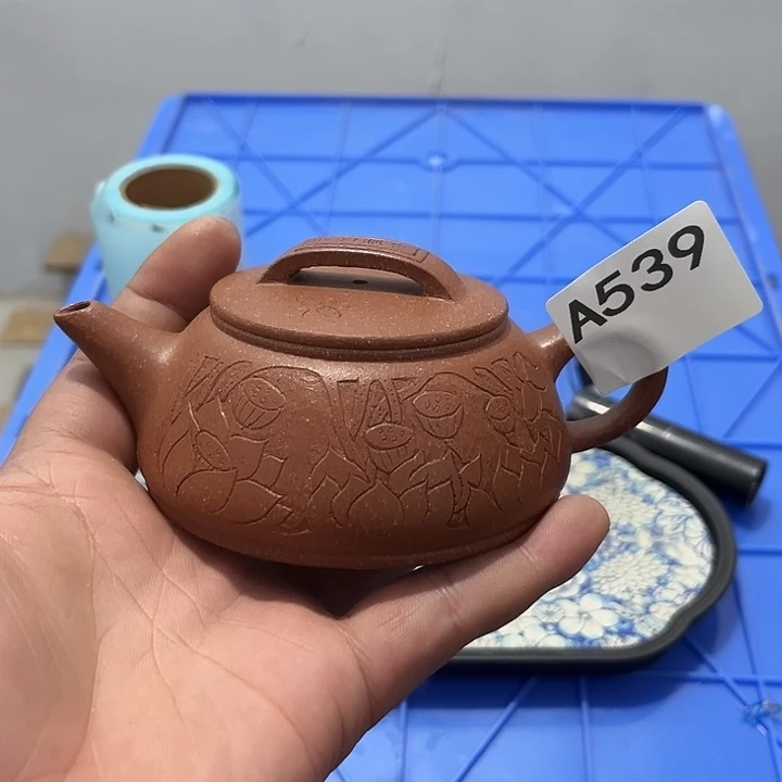 是***等瓷片默认微瑕瓷器、茶具、壶、摆件，介意勿拍