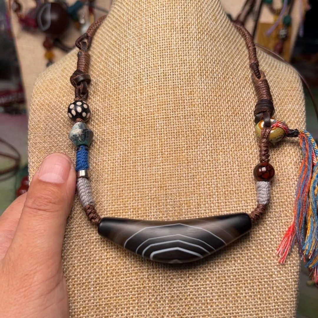 玛瑙/玉髓颈饰未镶嵌