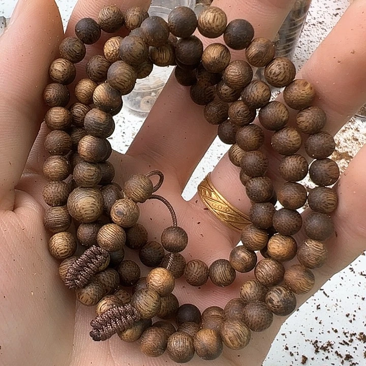 手串沉香奇楠0.6多圈118颗10克+手串