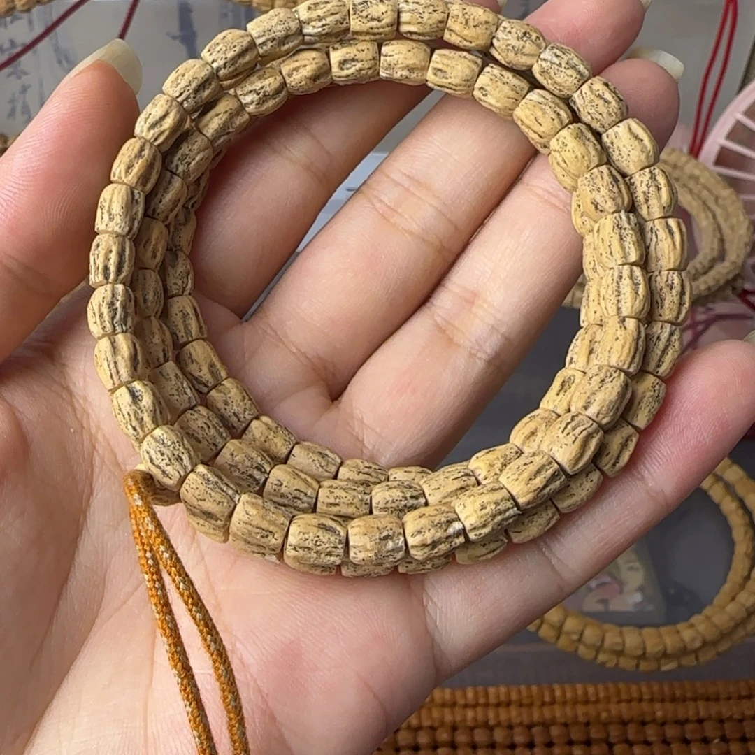 用***4吊坠柏香籽/百香籽