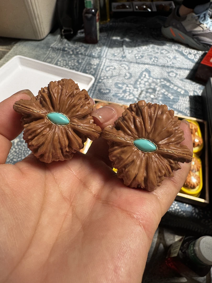 43-44左右四座楼定制款镶嵌核桃