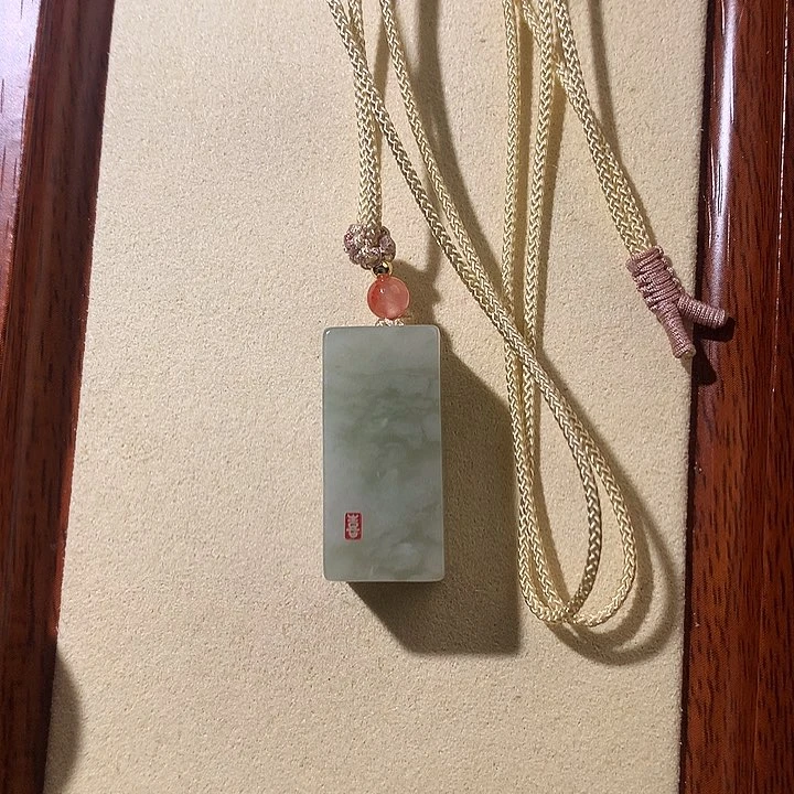 和田玉未镶嵌颈饰和田玉 096