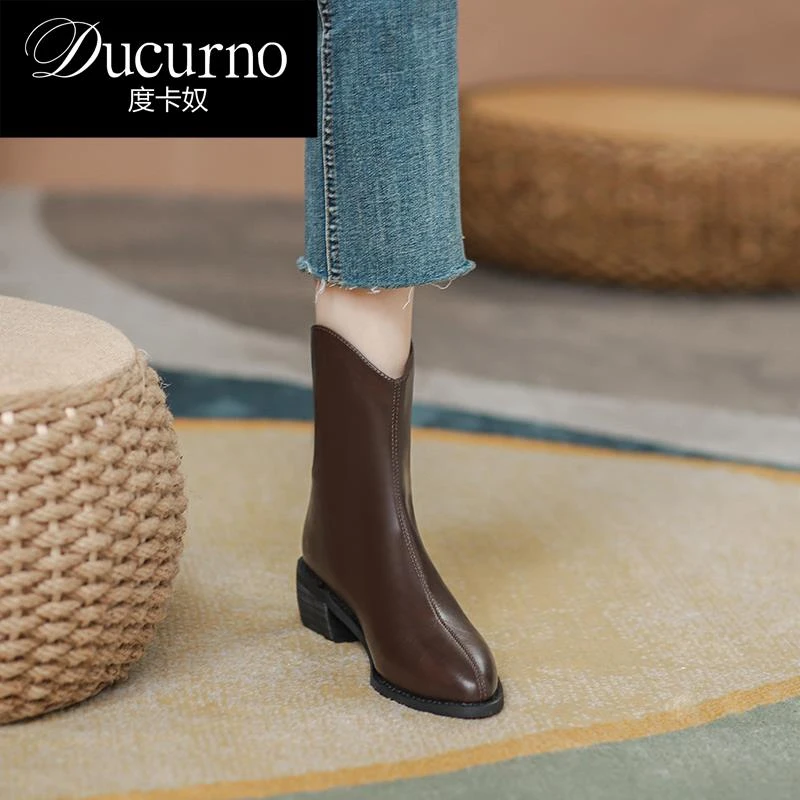 DUCURNO女式真皮靴多功能楔形跟v口英伦风格2025秋季新尖趾短靴子