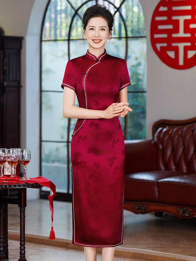 喜婆婆喜妈妈婚宴装新款爆款高端上档次高贵婚礼旗袍红色气质裙子