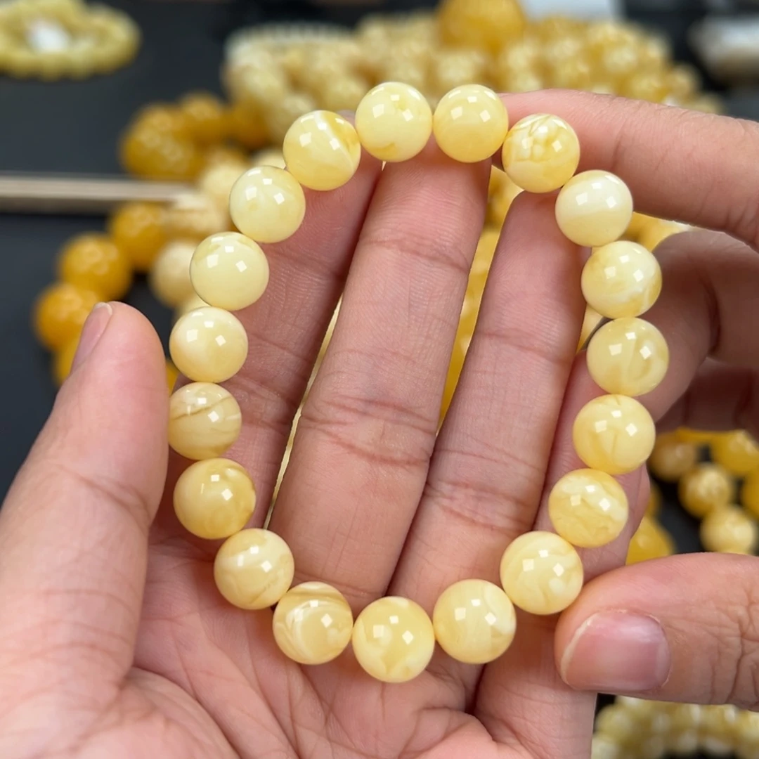 琥珀未镶嵌手链11.3克