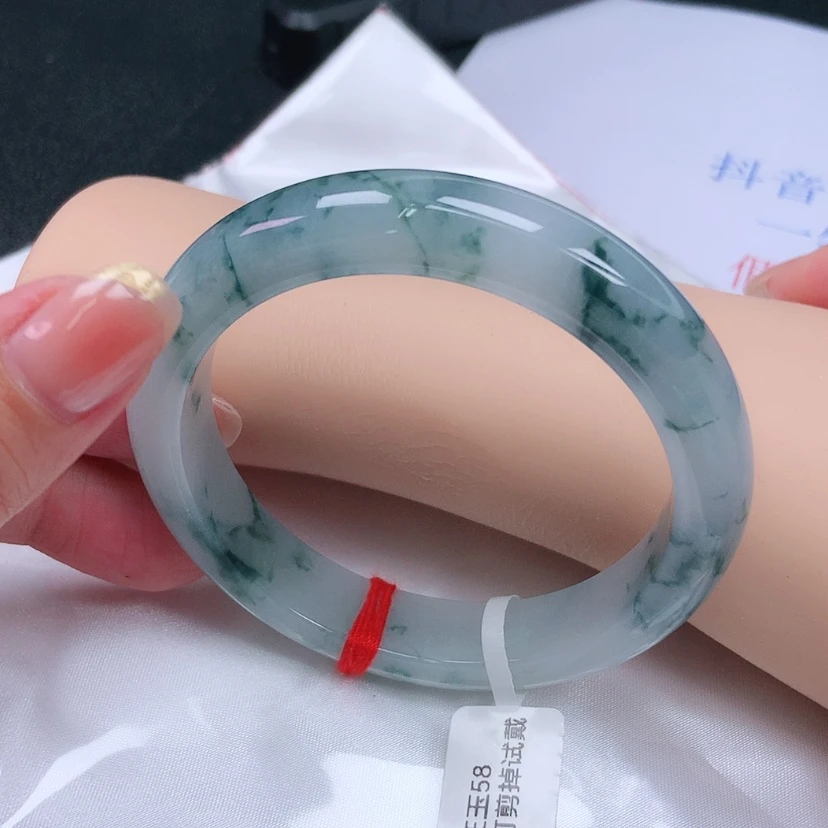 【闪购商品】未镶嵌手镯翡翠58