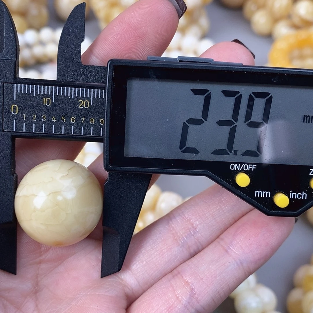 蜜蜡未镶嵌珠宝奇石7.8g