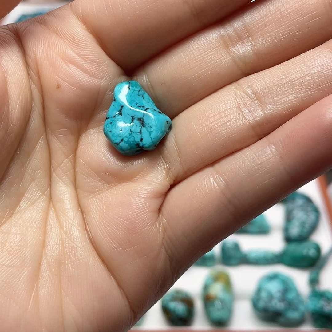 未镶嵌绿松石随行