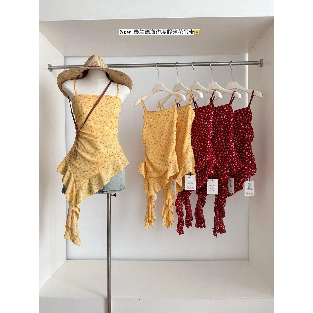 2025新款夏季氛围感泰兰德海边度假不规则飘带甜美碎花吊带上衣女