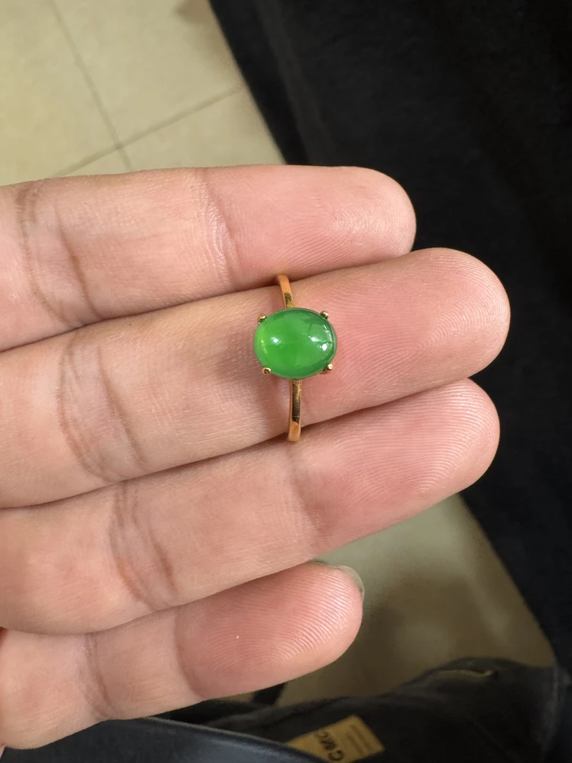 天然A货翡翠阳绿四爪简镶蛋面女戒