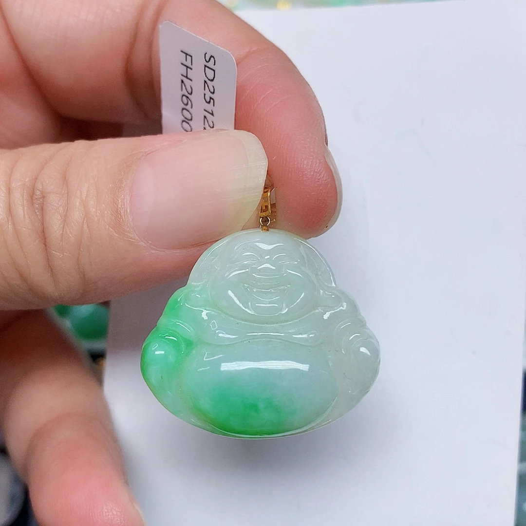 翡翠18K金镶嵌颈饰3677899