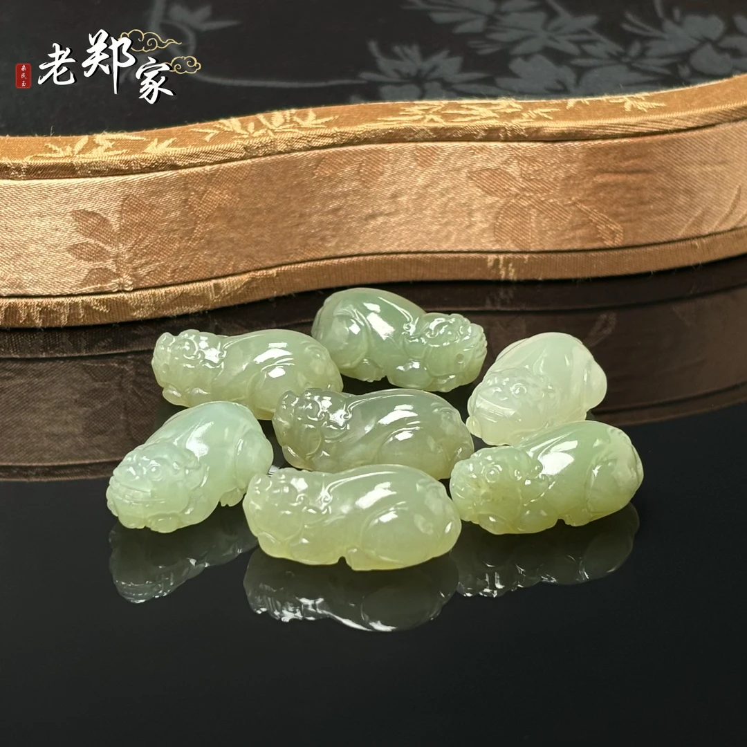 【老郑家】和田玉貔貅挂件 1110 多样性发1件 约28*16*11mm