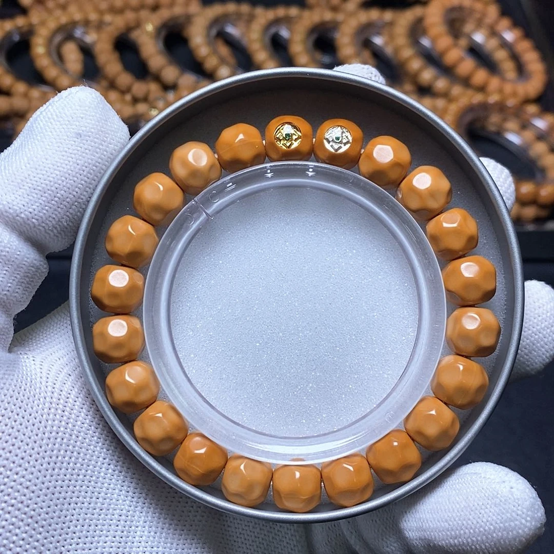 猴头核桃手串金银双标奶酪 10左右 全品 258号