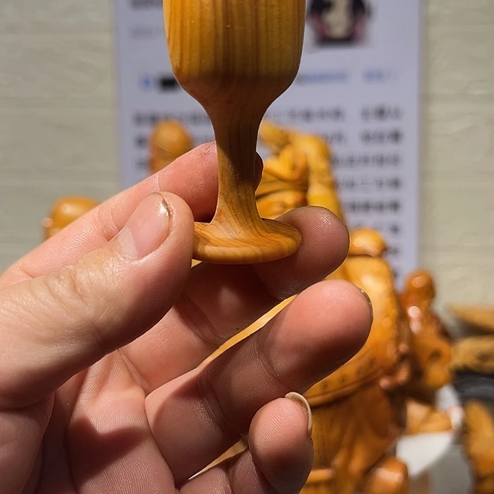 柏木传统木雕手工艺术品