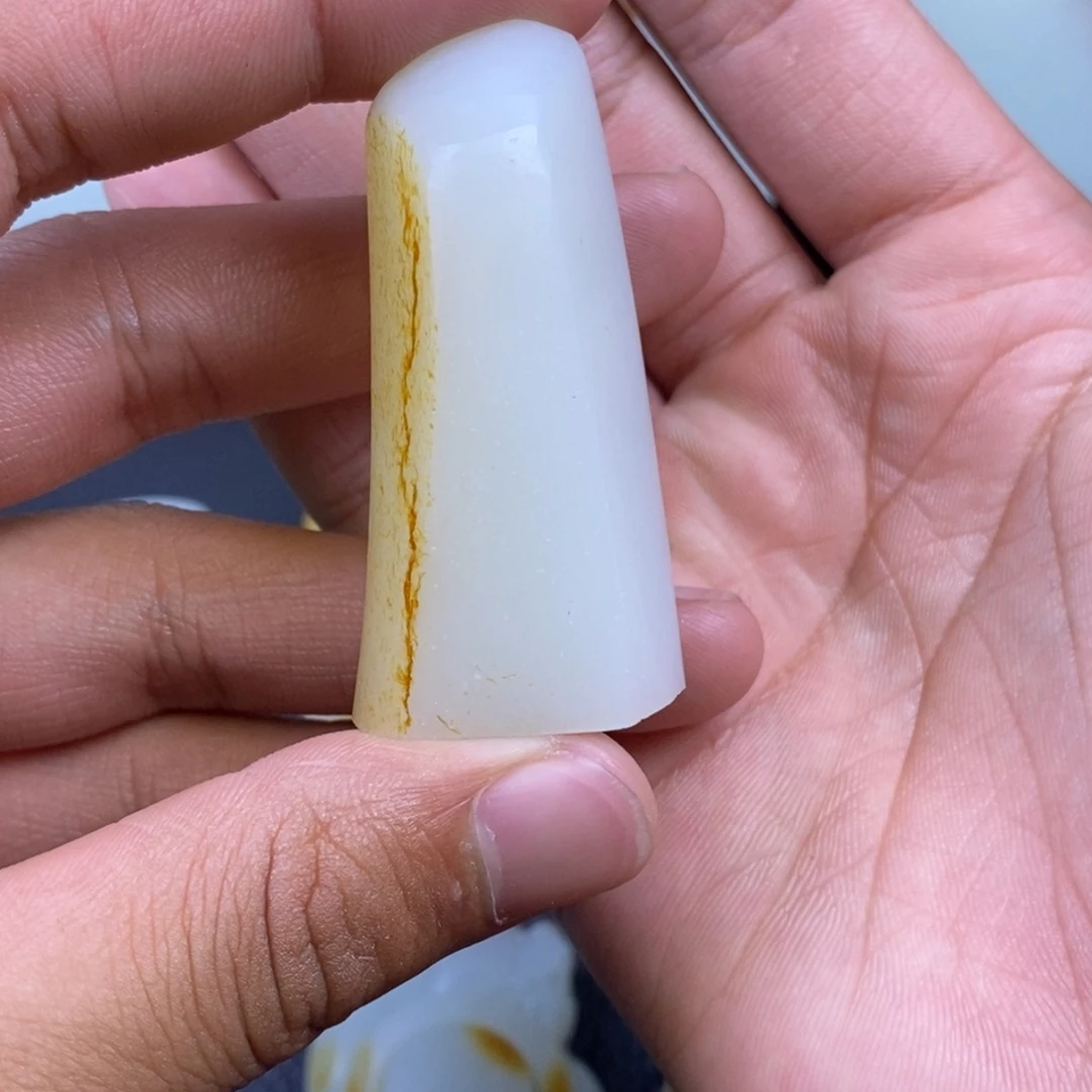 未镶嵌吊坠定制和田玉S*