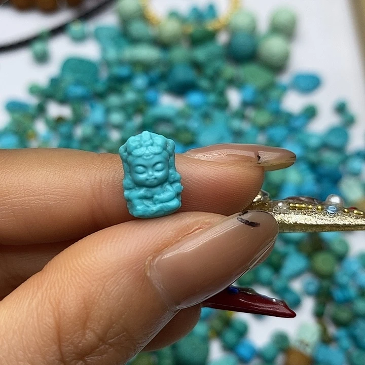 绿松石未镶嵌珠宝奇石