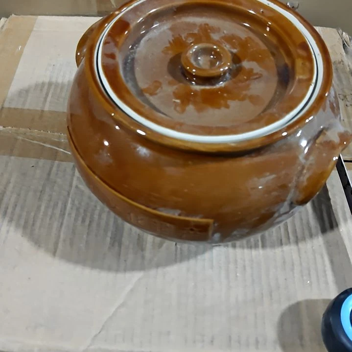 摆件盘子碗茶壶啥都有