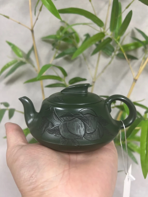 宜兴原矿绿泥曲壶99