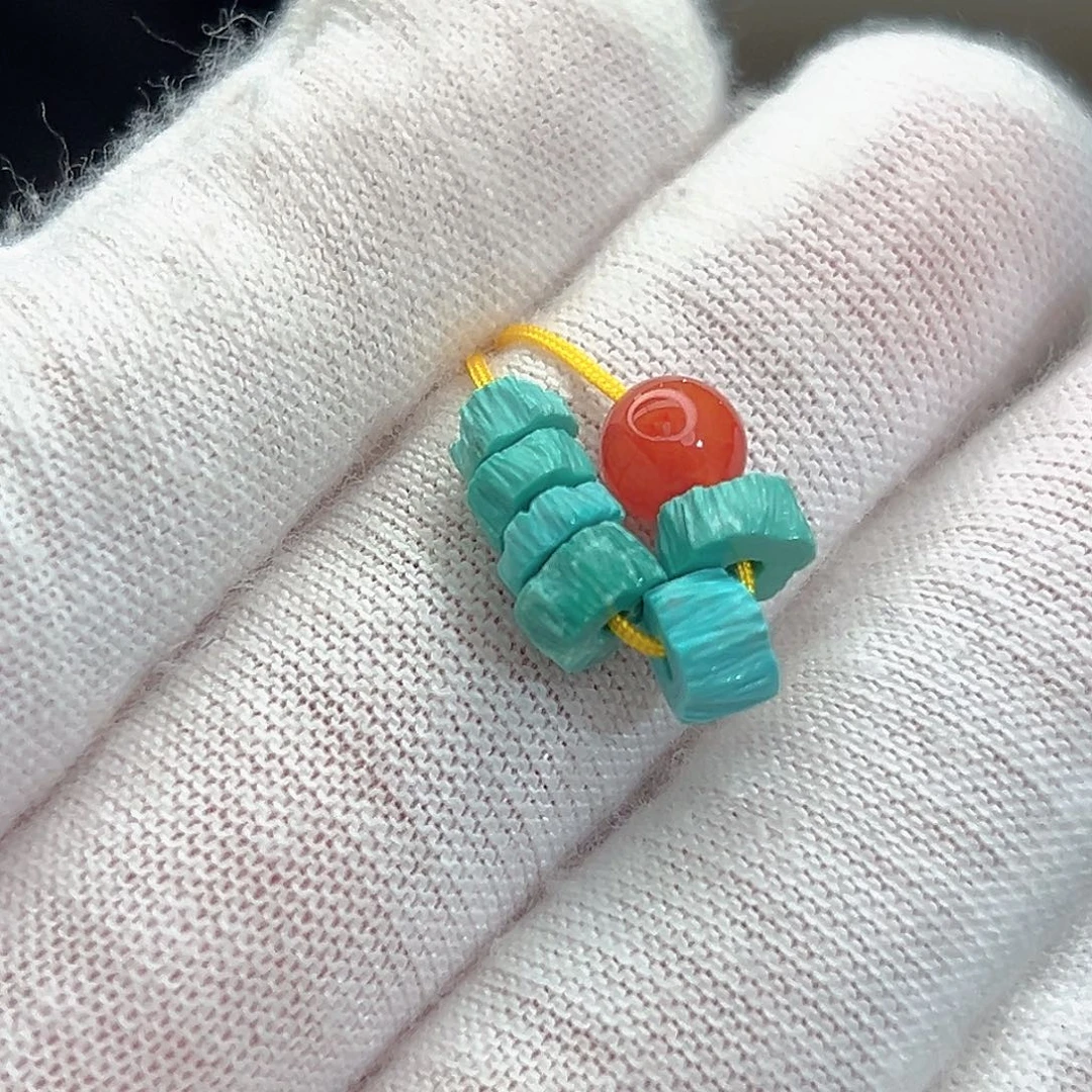 南红玛瑙未镶嵌珠宝奇石