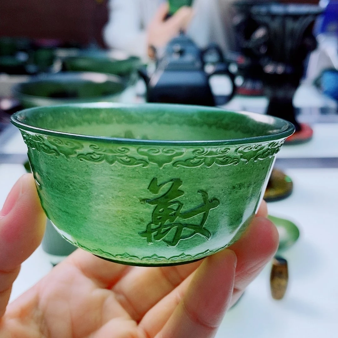 未镶嵌和田玉摆件