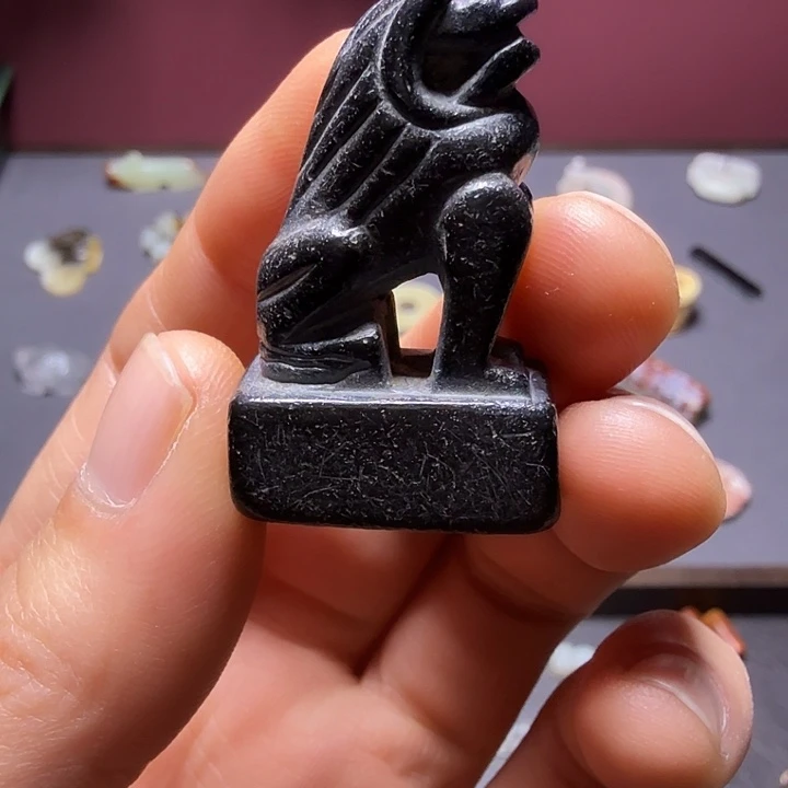 共***工和田玉（糖玉）未镶嵌珠宝奇石