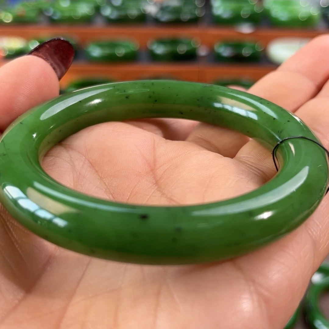 未镶嵌手镯和田玉（碧玉）