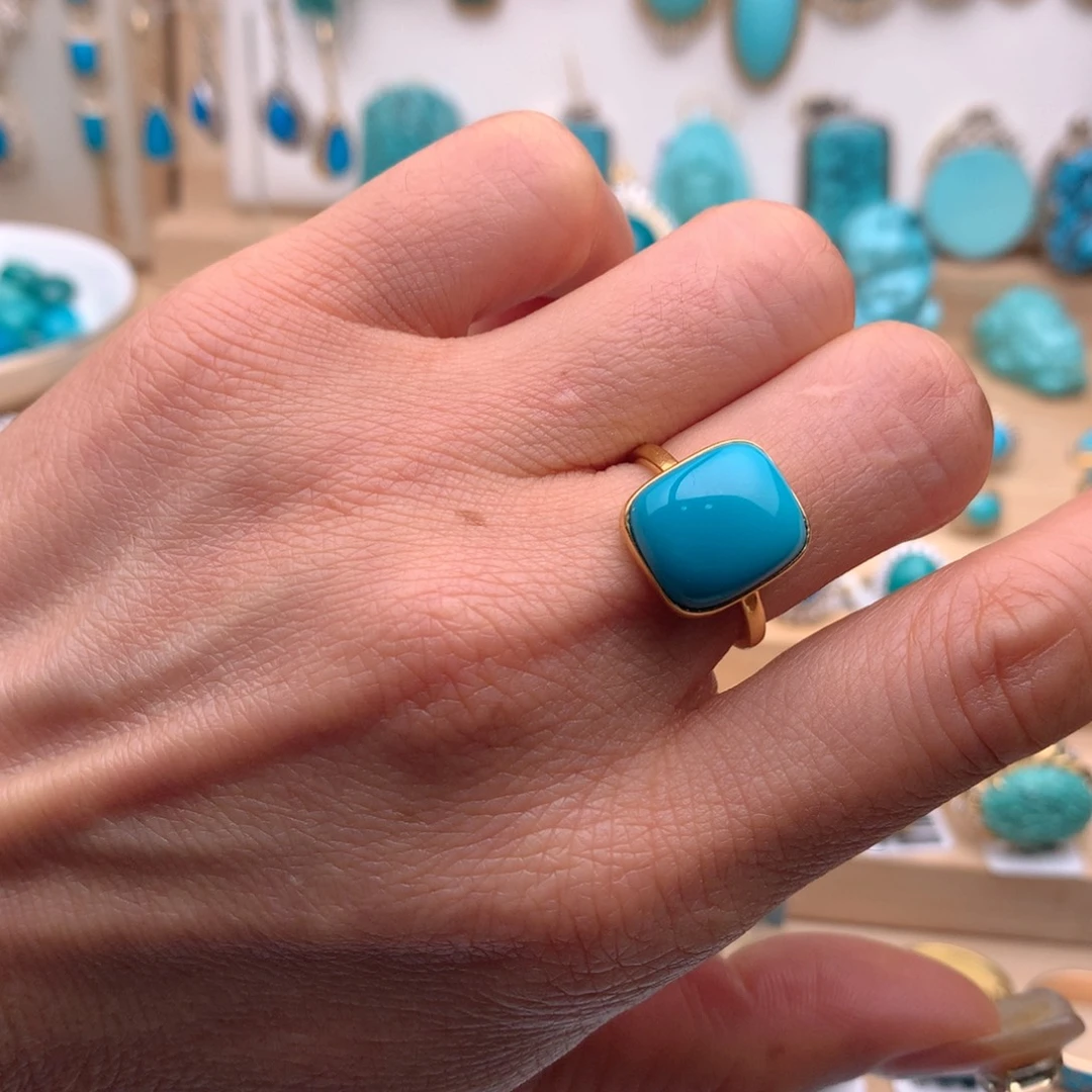 绿松石18K金镶嵌珠宝奇石