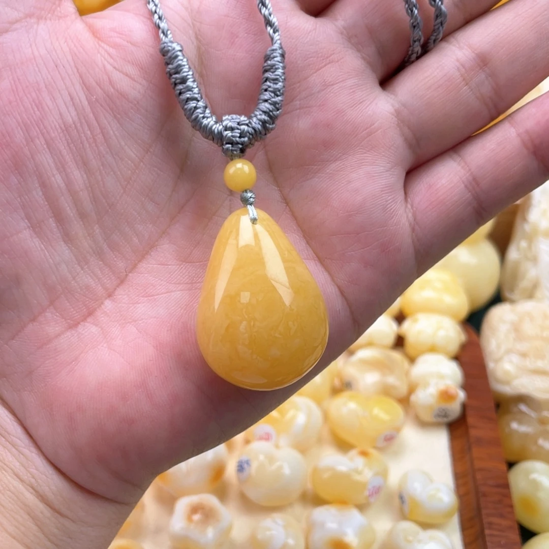 琥珀未镶嵌裸石蜜蜡