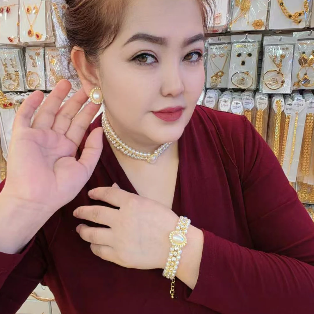 合金亚克力项链 中国风个性合金复古宫廷饰品满钻金色时尚颈链