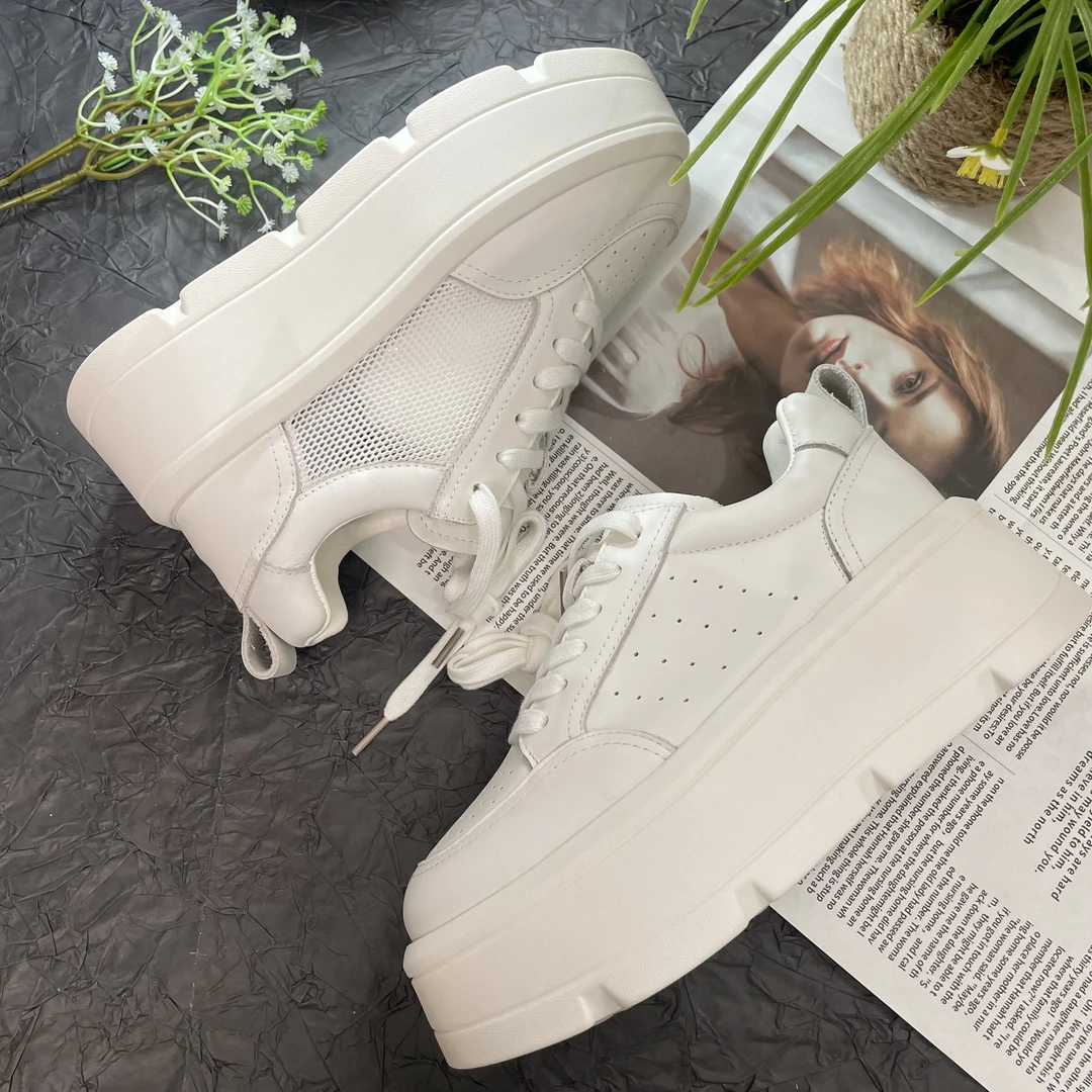 厚底夏季小白鞋女款百搭舒适软底女鞋透气时尚白色系带低帮ins