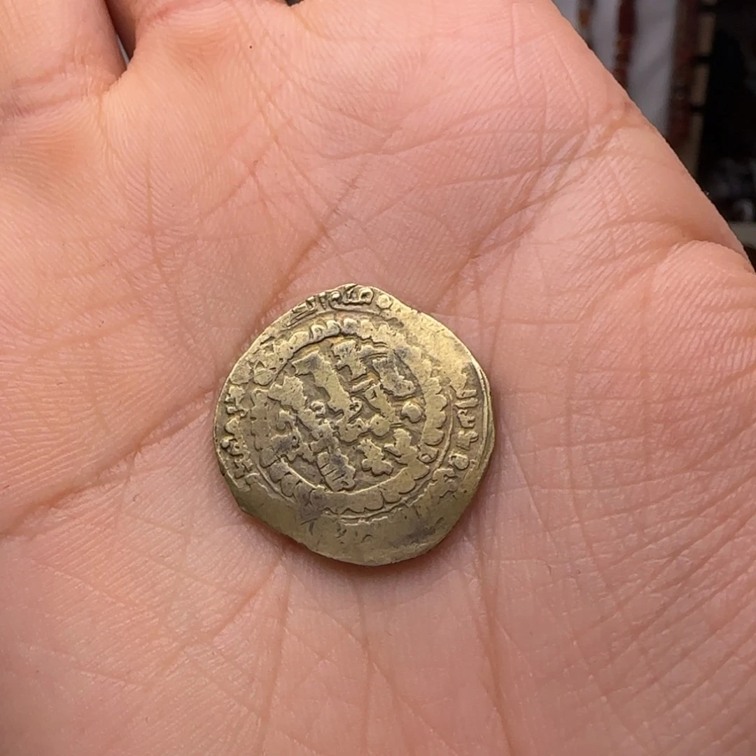 椰蒂吊坠伯**风hhhggggggh