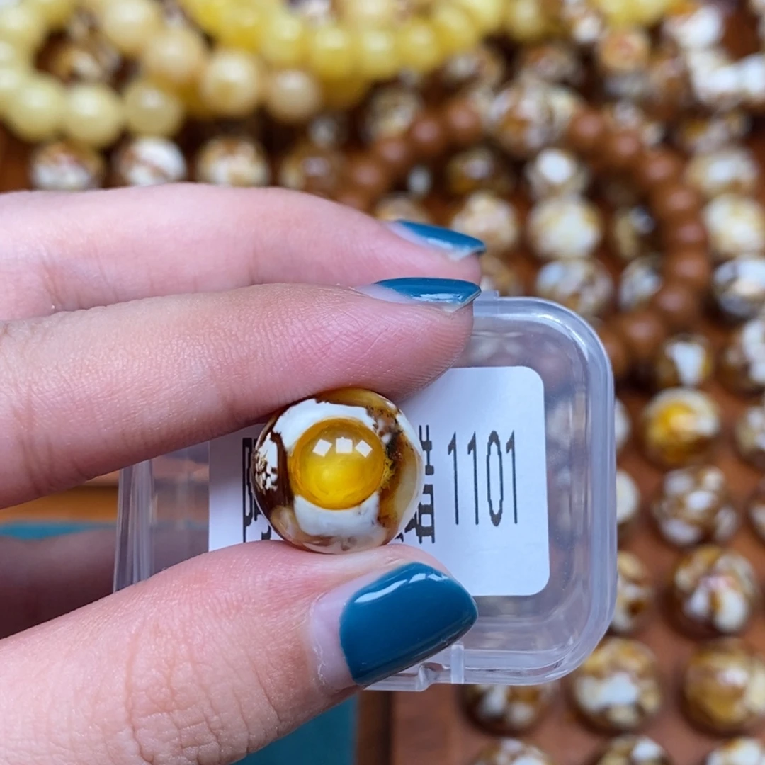 把件猴头核桃沁色圆珠老型1101