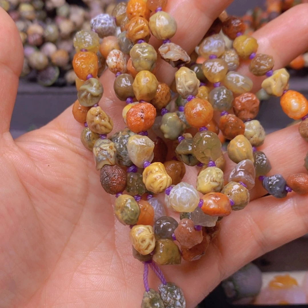 合金颈饰玛瑙/玉髓