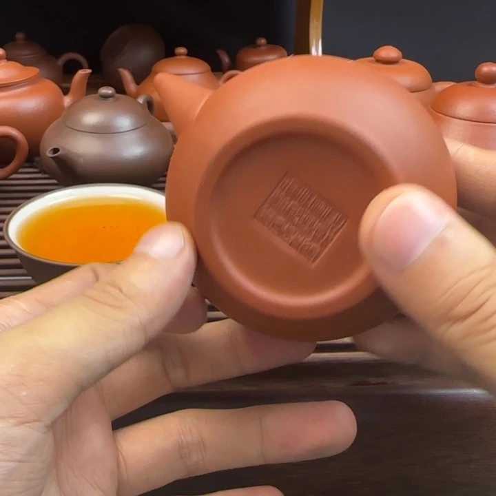 红泥请饮八杯水平壶容量125cc