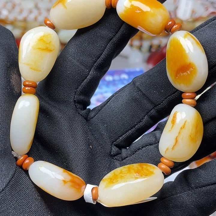 品***味和田玉未镶嵌手链