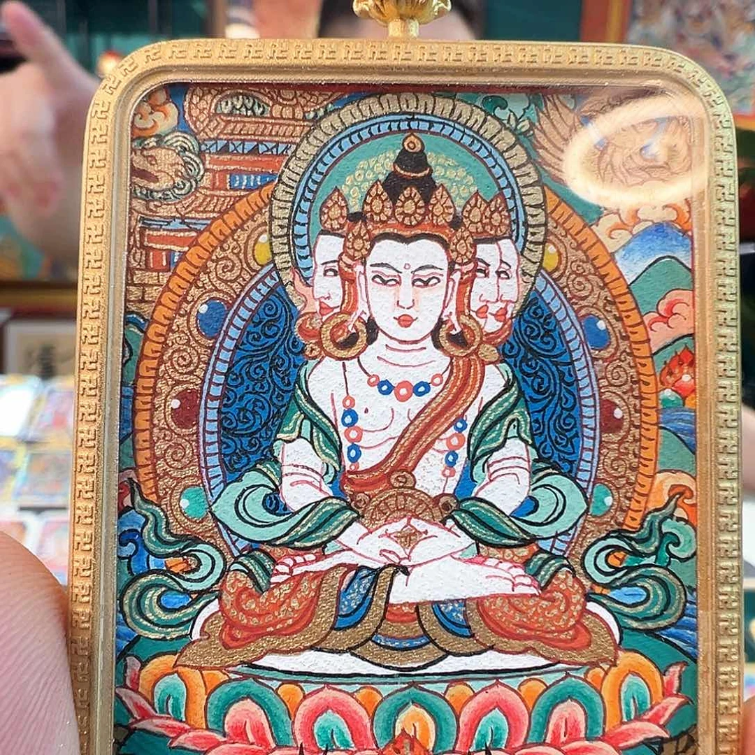 吊坠纯手绘大日唐卡