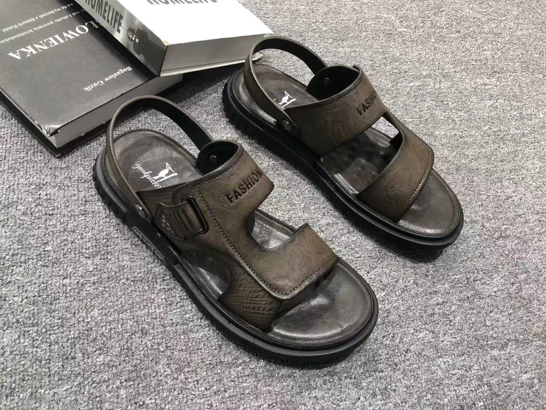 8082新款时尚舒适休闲男士凉鞋