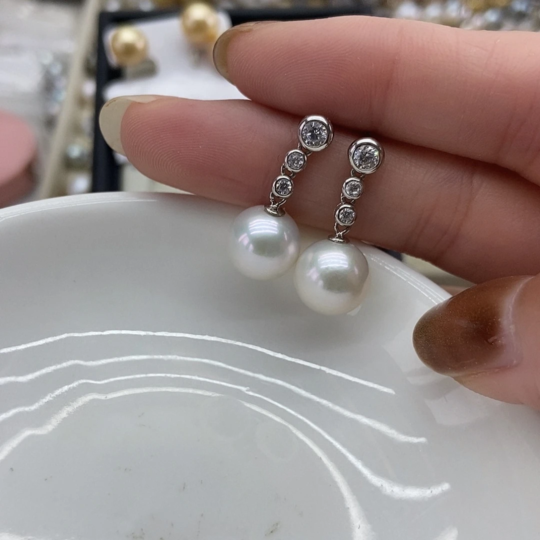 银S925镶嵌耳饰淡水珍珠