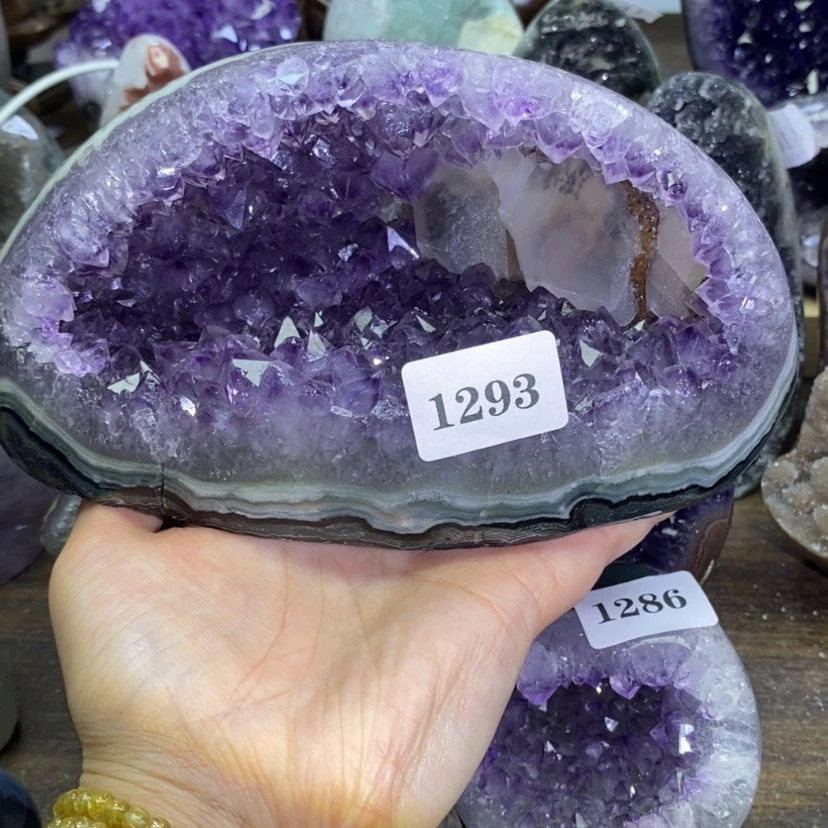 【闪购商品】未镶嵌大型摆件（非配饰）紫晶