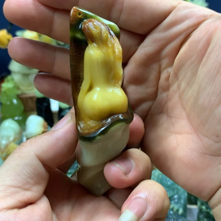 风***淡未镶嵌蛇纹石玉手把件