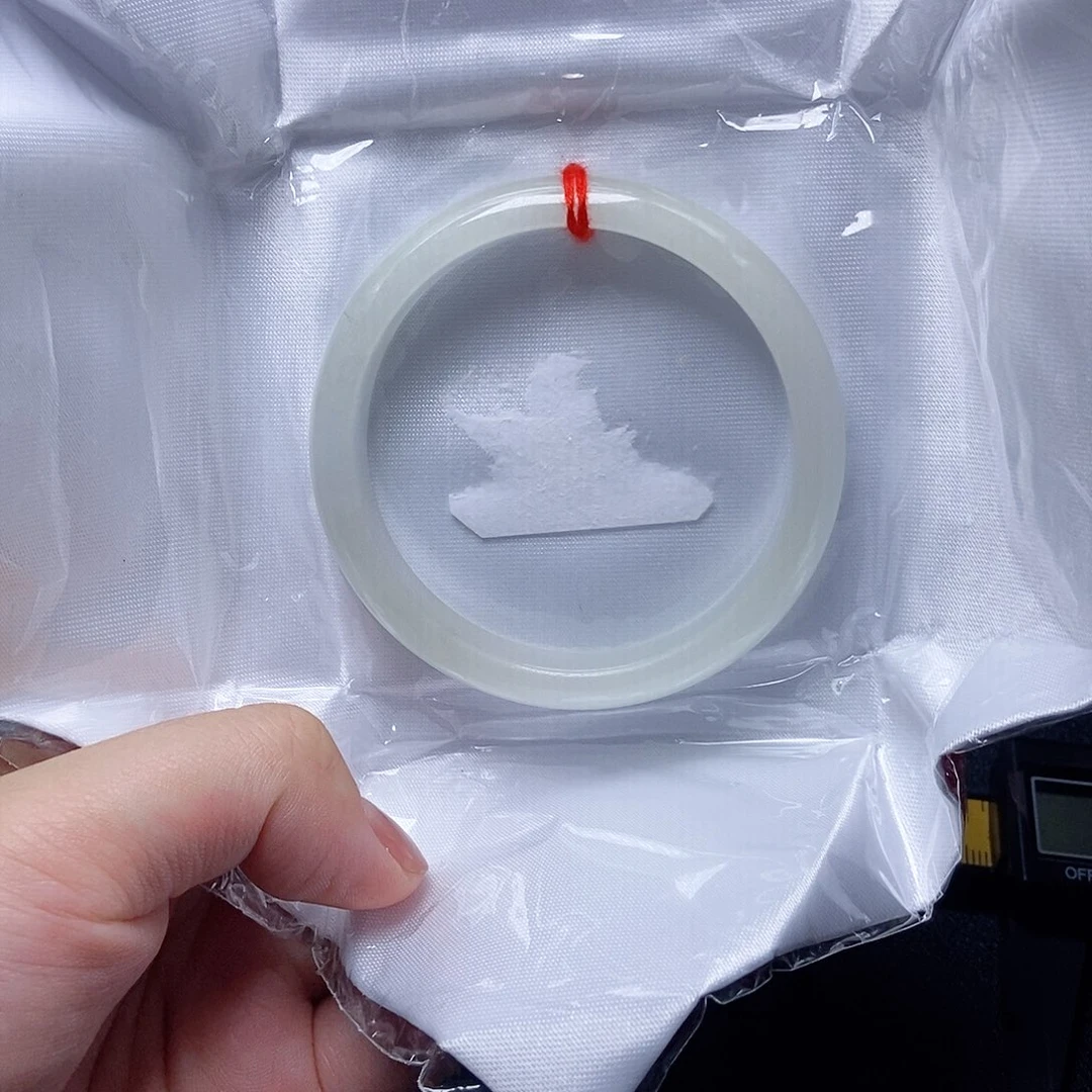 翡翠未镶嵌手镯58圈7