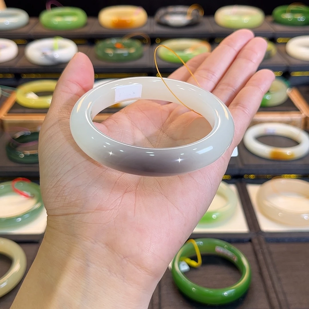 和田玉未镶嵌手镯高冰胶紫白