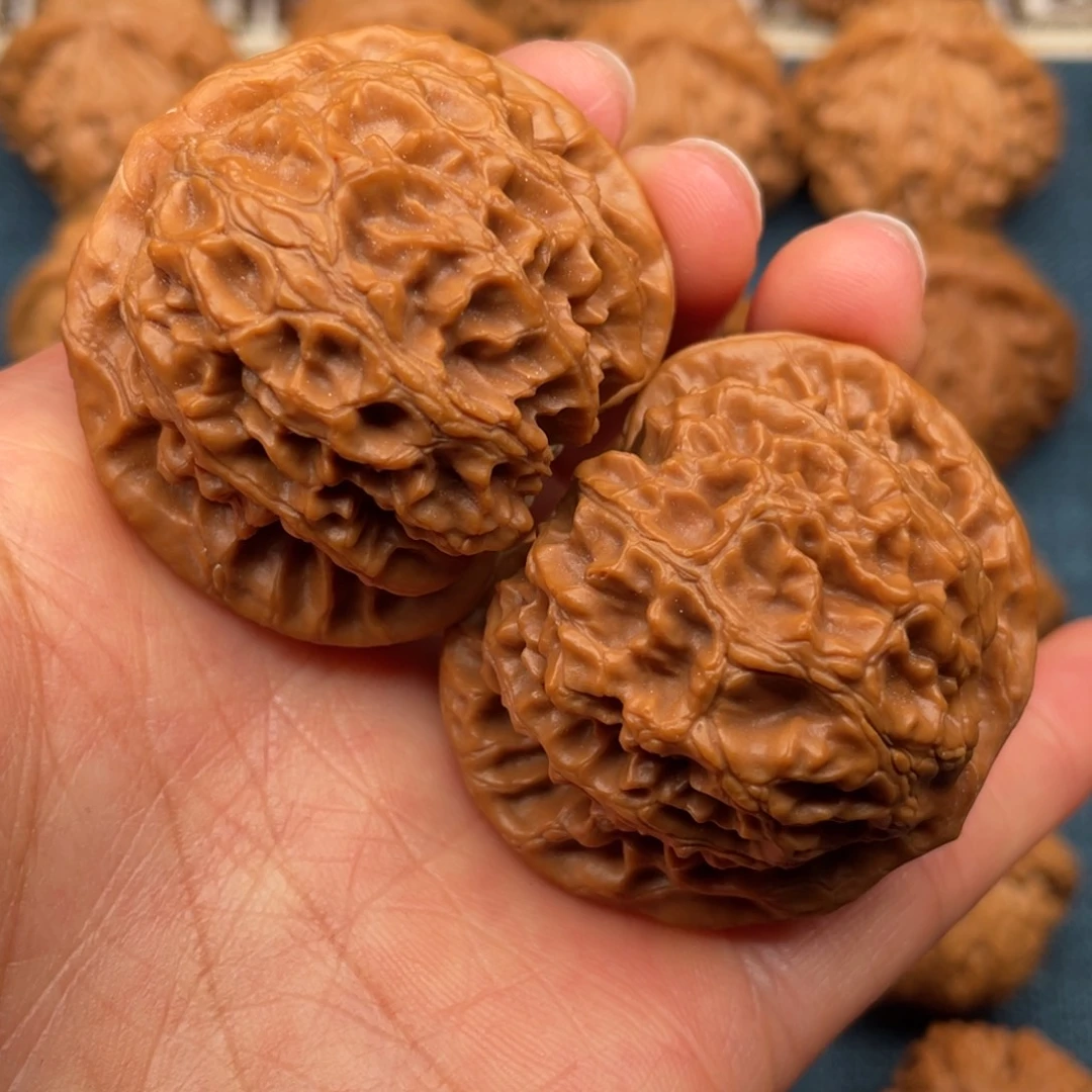 文玩核桃把件43精品桃心宫灯