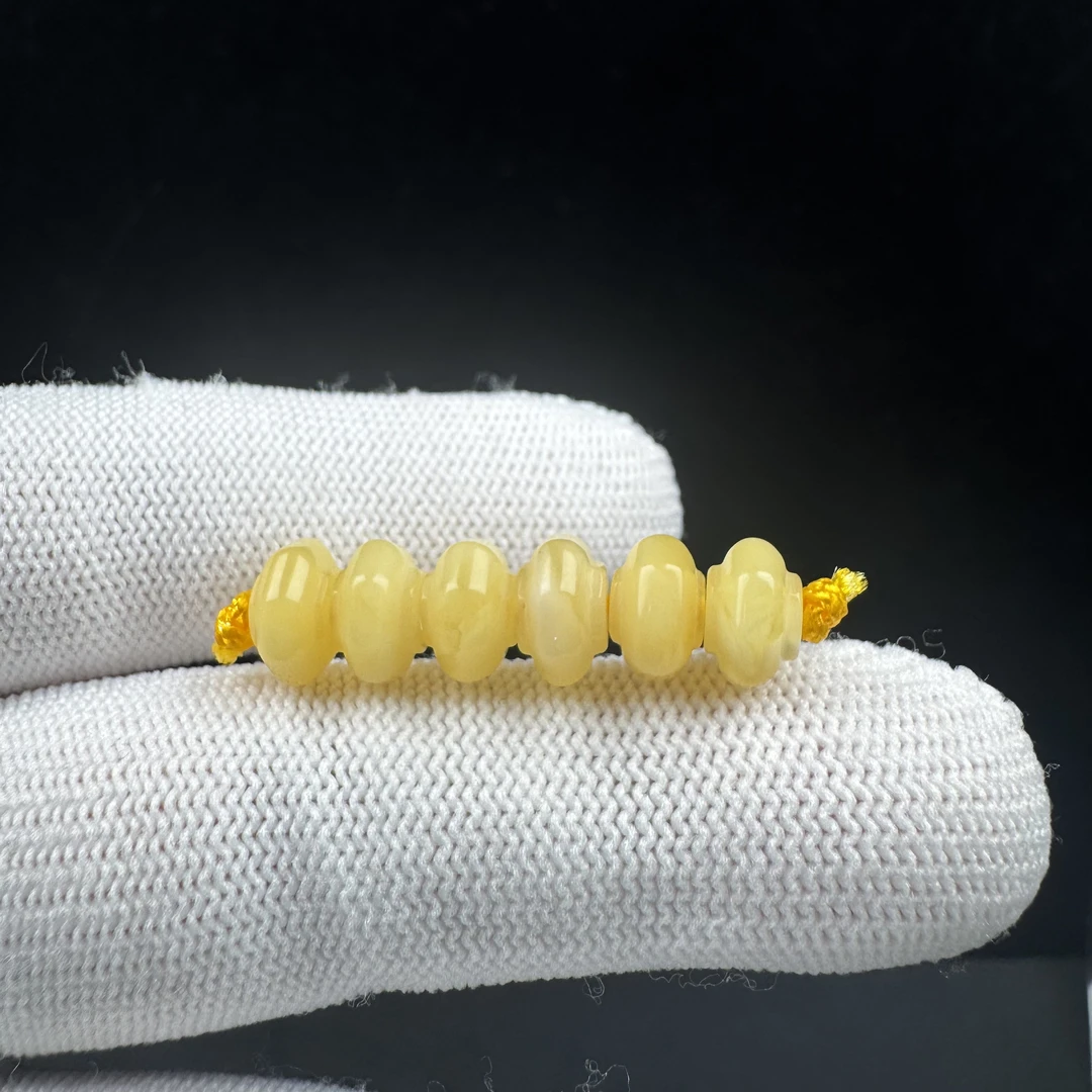 K4028天然原矿蜜蜡 隔珠8.6mm支持复检假一罚十