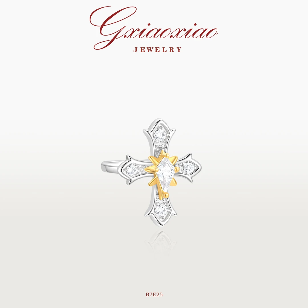 G XIAOXIAO 镀K金 法式气质高级感小众拼色十字架耳夹 B7E25