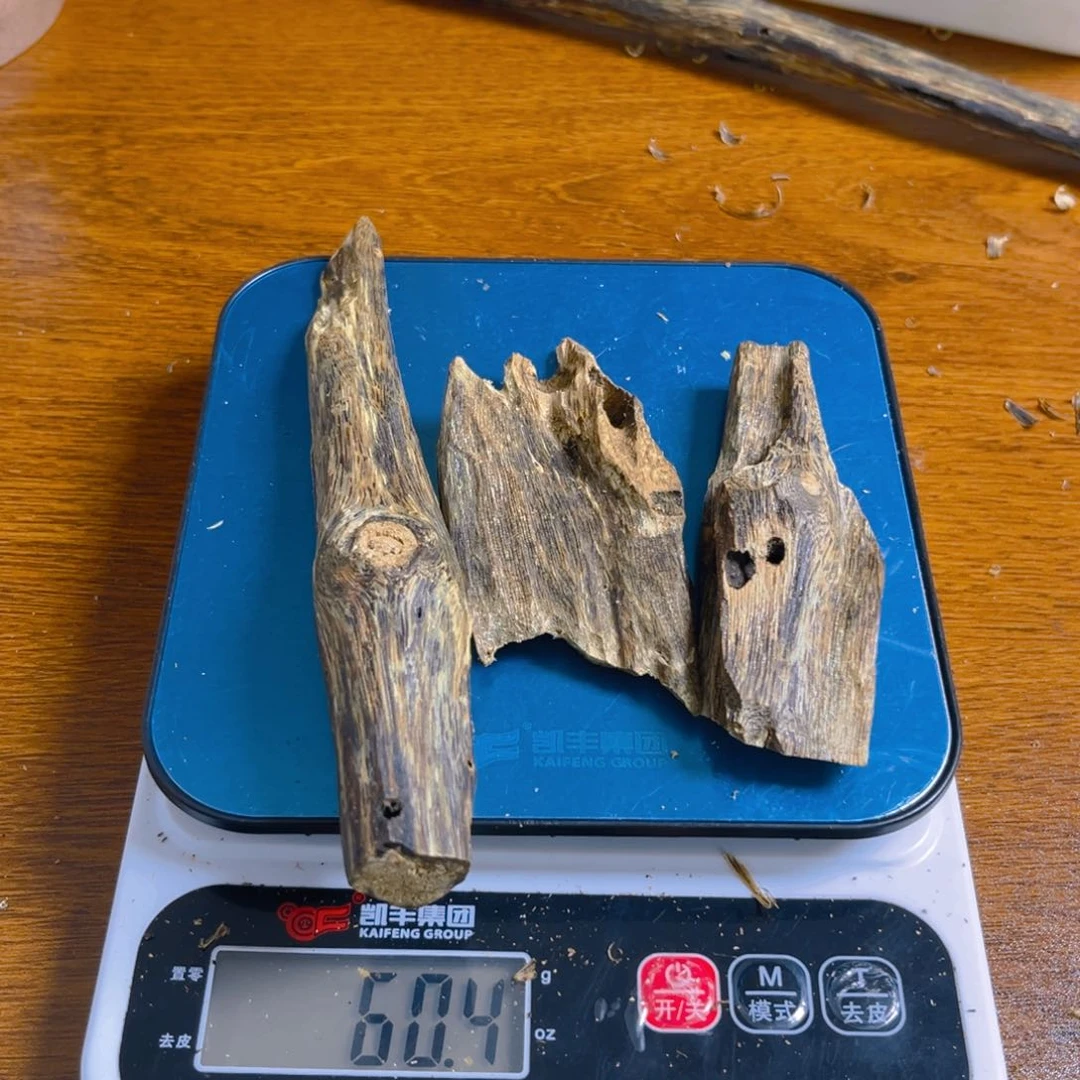 沉香沉香碎屑千里品种虫漏60克一份